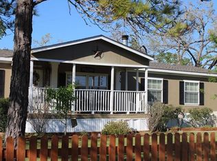 128 Deer Run, Smithville, TX 78957