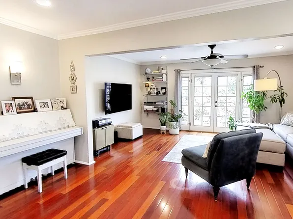 2215 Oak St APT 202, Santa Monica, CA 90405