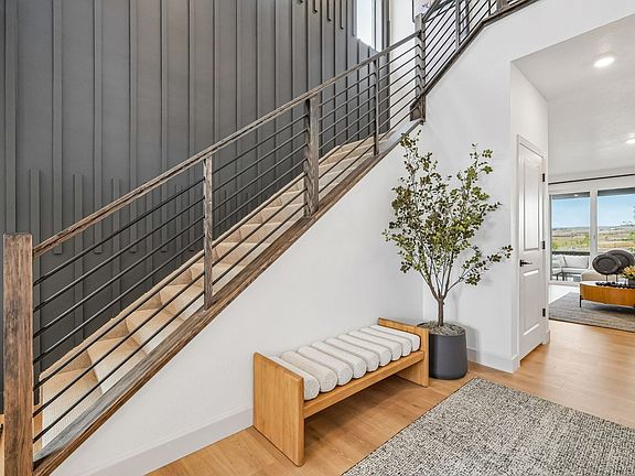 7th image of this home