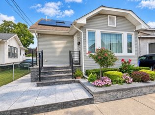 104 Boyle Ave, Totowa, NJ 07512