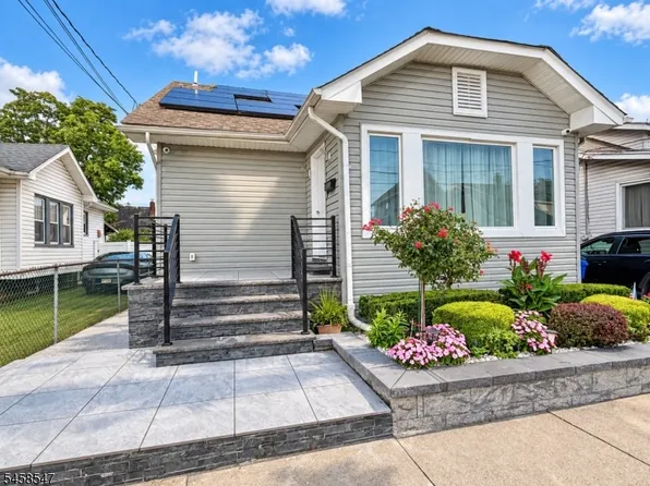104 Boyle Ave, Totowa Boro, NJ 07512