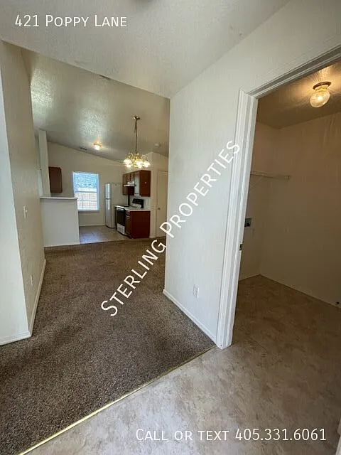 3 bed, 1088 sqft, $1,395 — Photo 3