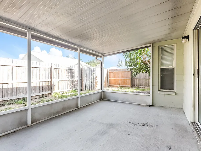 219 Lookout Dr — Photo 8