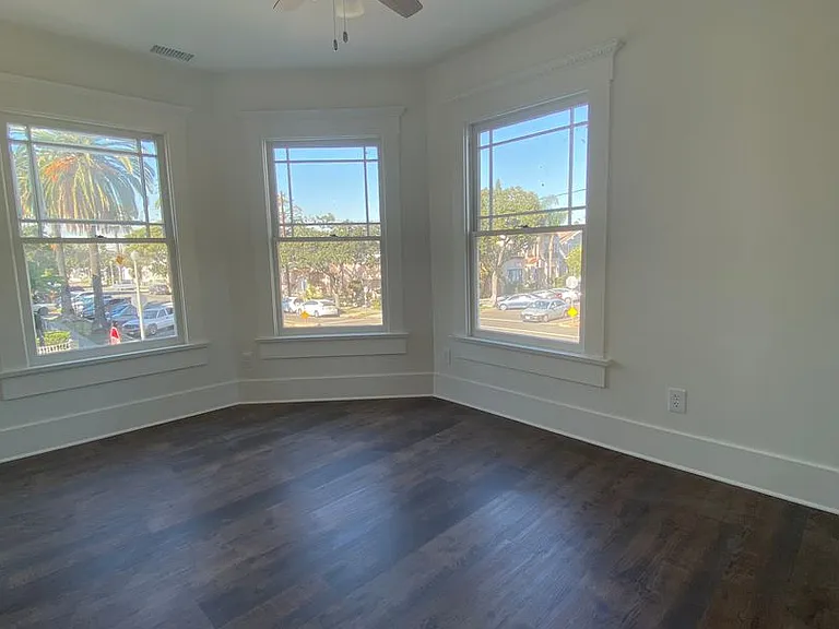 344W — Photo 22