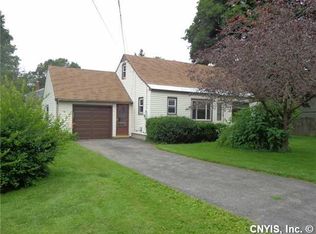 17 Kent St, Phoenix, NY 13135