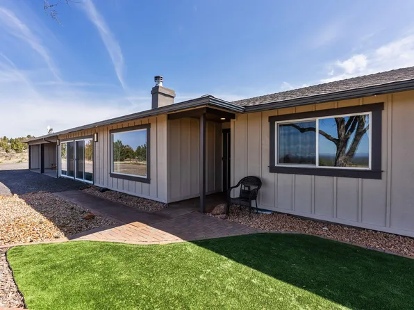 13774 SW Sego Lily Rd, Powell Butte, OR 97753