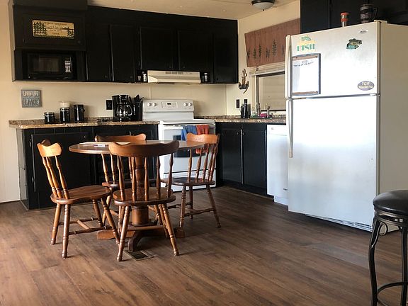 4th image of 276 Mason Dock Ln