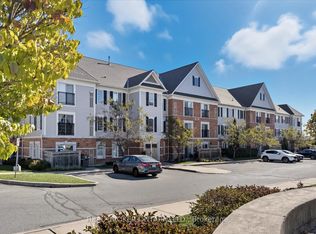 106 Aspen Springs Dr #308, Clarington, ON L1C5N7