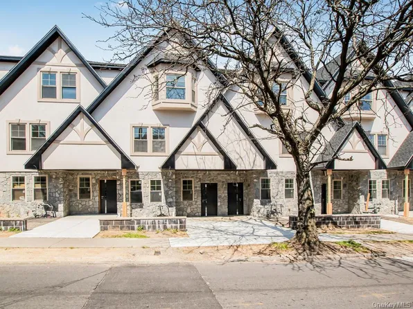 65 W 2nd Street #8, Mount Vernon, NY 10550