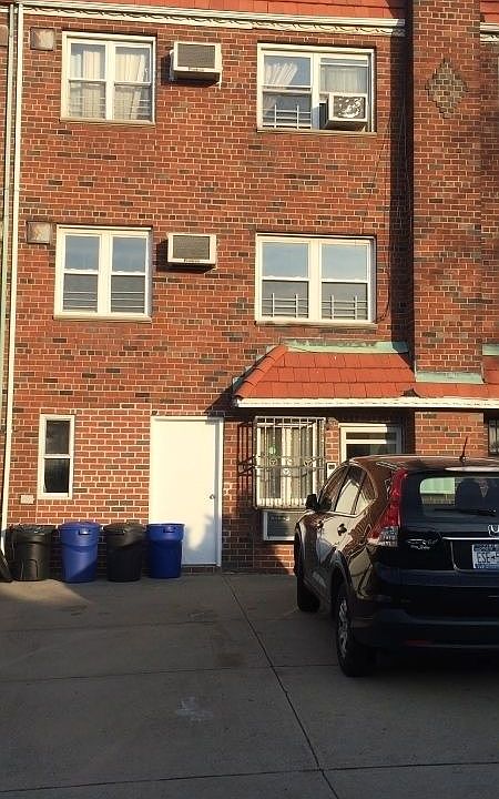 1st image of 3019 80th St #1A