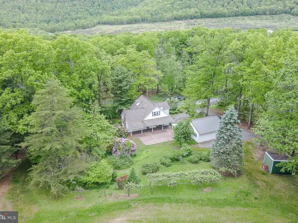 1834 Decker Hollow Rd, Tyrone, PA 16686