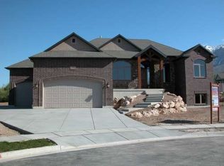 878 W 3225 N, Pleasant View, UT 84414