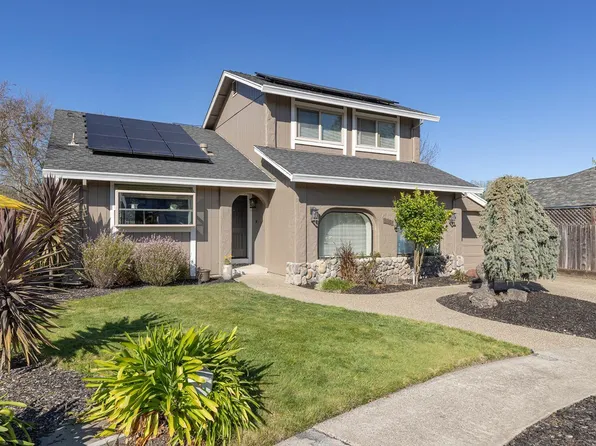 2409 Canin Court, Santa Rosa, CA 95405