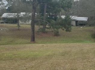18 Whisperwood Ln, Carriere, MS 39426