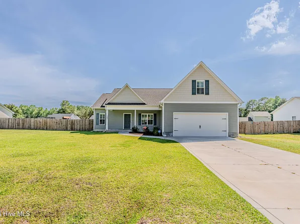 303 Gate Stone Lane, Jacksonville, NC 28540