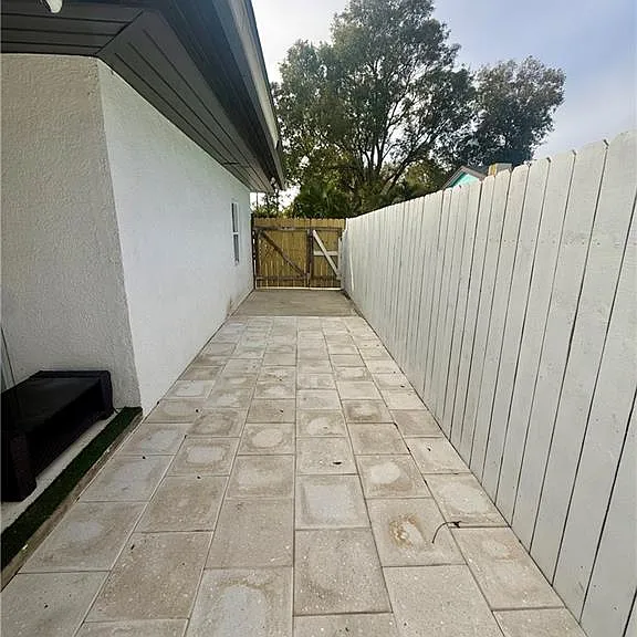 733 Pine Cone Ln — Photo 42
