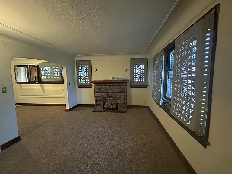 4401 Buckingham Ave #2 — Photo 3