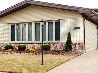 1711 E 92nd St, Chicago, IL 60617