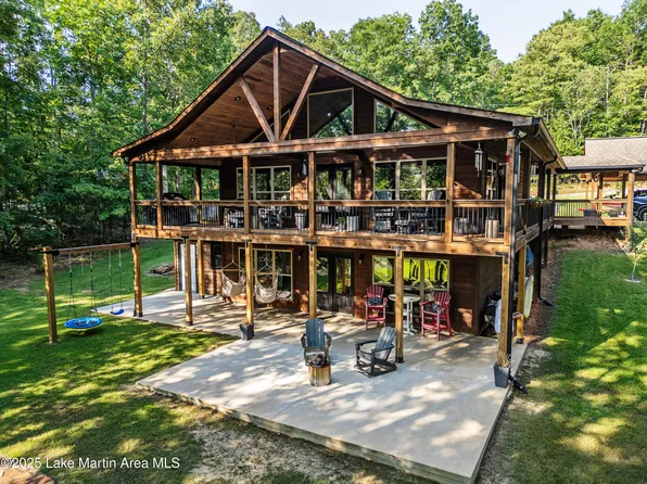 945 Pate Rd, Alexander City, AL 35010