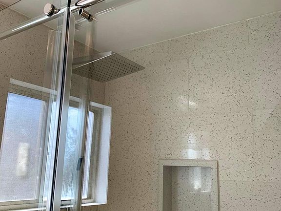 5th image of 1392 Magnolia Ave #1