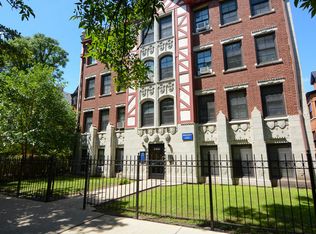 2420 N Kedzie Blvd #D302, Chicago, IL 60647