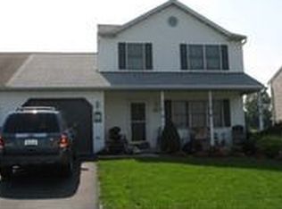142 S View Rd, Fleetwood, PA 19522