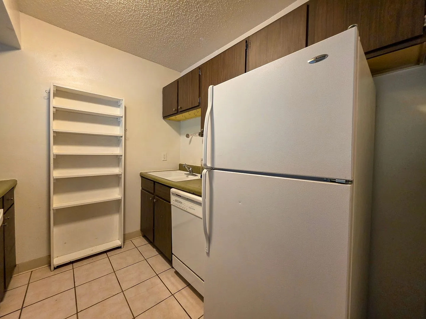 Awesome 2nd level Condo in Two Mile Creek — Photo 4
