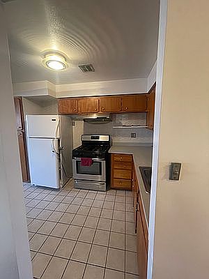 5th image of 25-70 50th St Floor 2