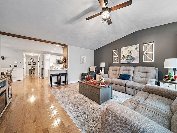 4th image of 26 Sagewood Drive #26