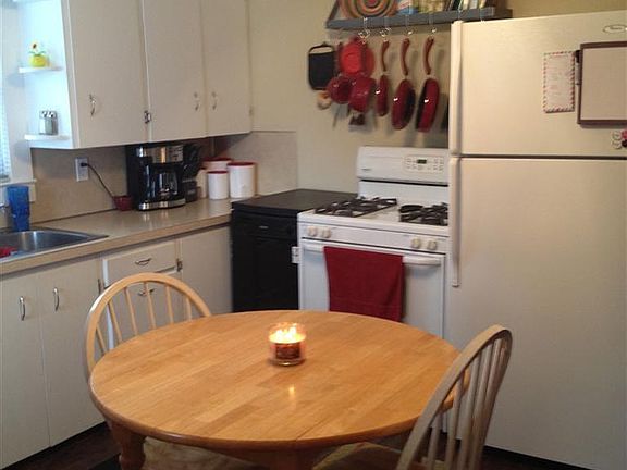 3rd image of 316 W 28th St