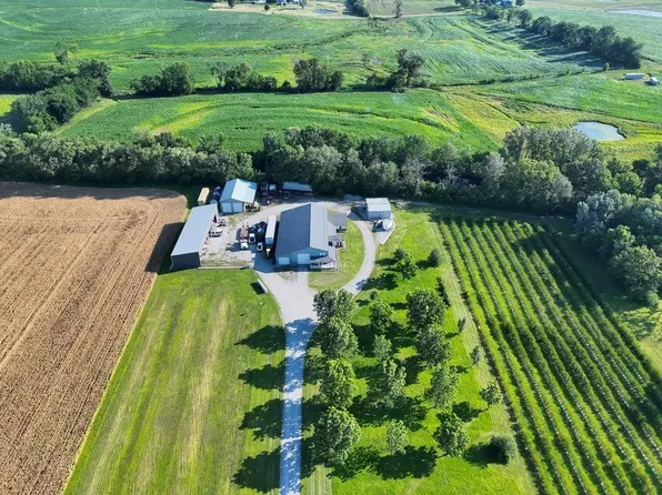 20863 Highway 20, Marshall, MO 65340