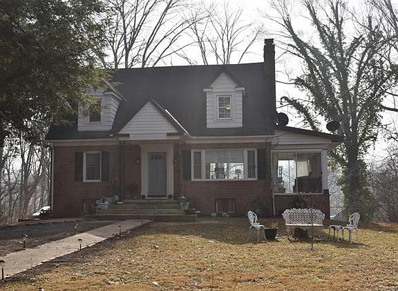 4th image of 5317 Roane St