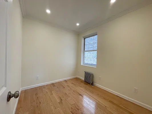 Rented by Compass | media 6