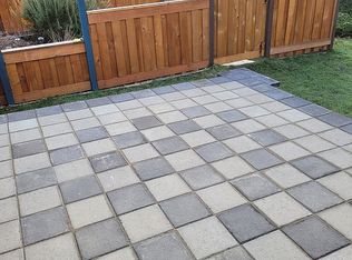 12447 SW Edgewater Ct, Tigard, OR 97223