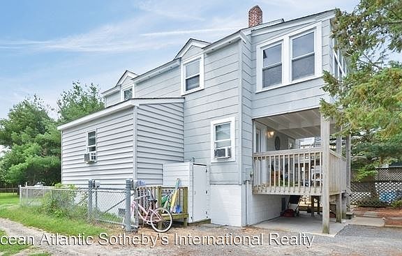 2nd image of 209B Midland Ave