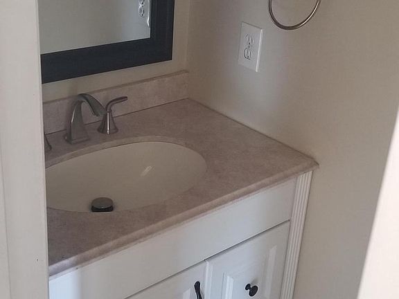 4th image of 1107 Eaglewood Dr