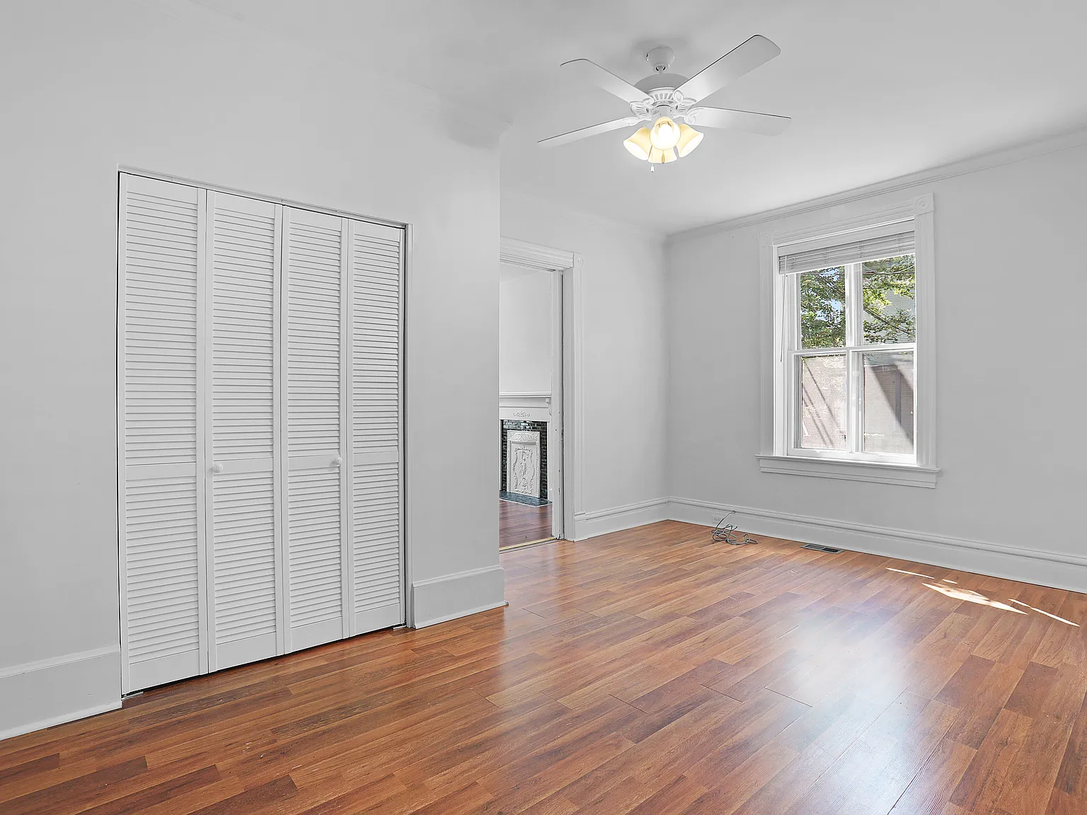 1 bed, 1000 sqft, $895 — Photo 4