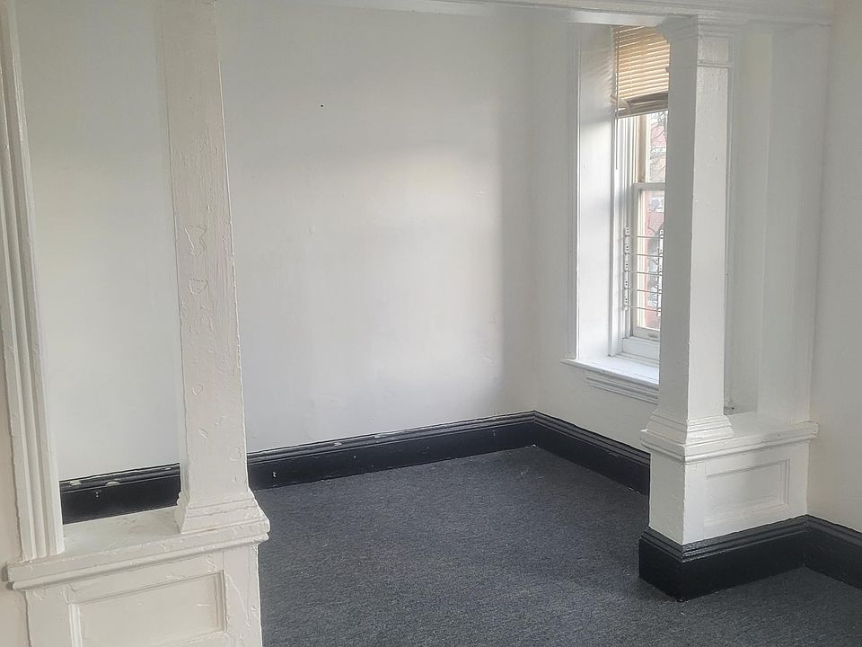 2nd image of 202 Academy St APT 2