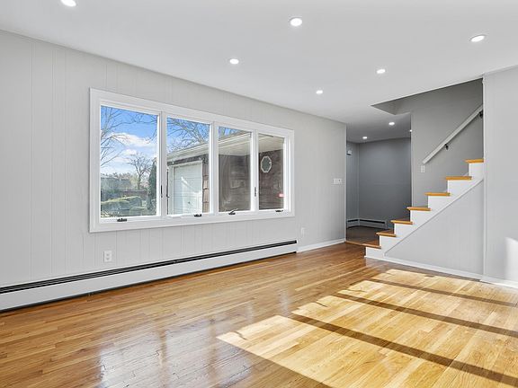 3rd image of 57 Arcadia Dr