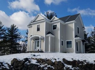92 Golden Hills Rd, Saugus, MA 01906
