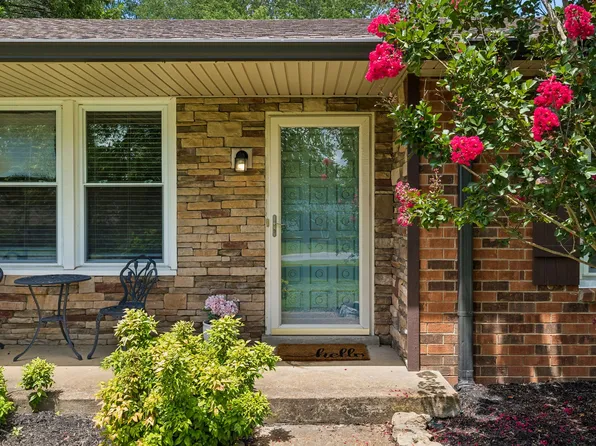 2310 Bradley St, Pleasant View, TN 37146