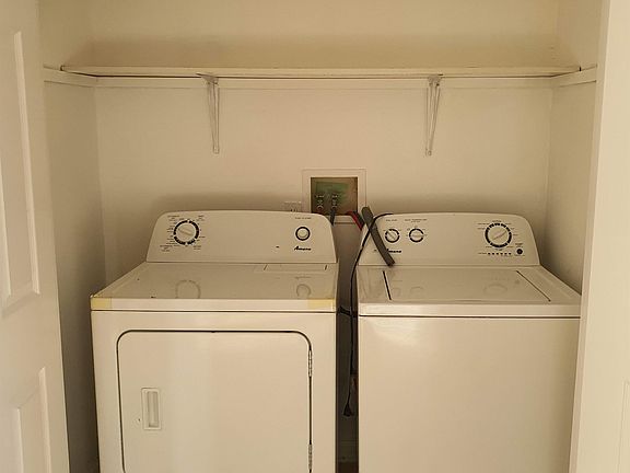 3rd image of 500 Jefferson St #1