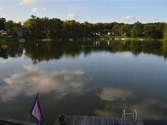 5th image of 252 Oak Dr NW