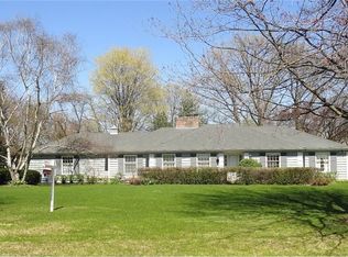 1900 Pheasant Trl, Inverness, IL 60067