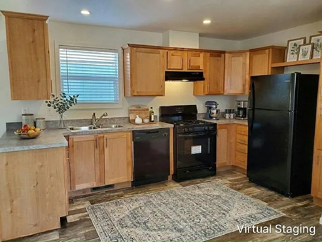 Building Photo - 825 N Lamb Blvd #93
