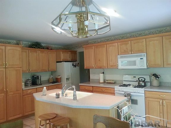 3rd image of 28603 Margaret Ln #5