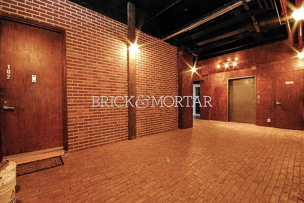 Rented by Brick&Mortar | media 34