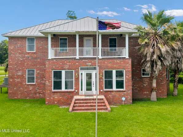 2211 Beach Blvd, Pascagoula, MS 39567