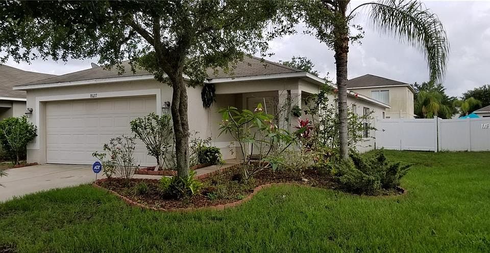 1st image of 8027 Carriage Pointe Dr