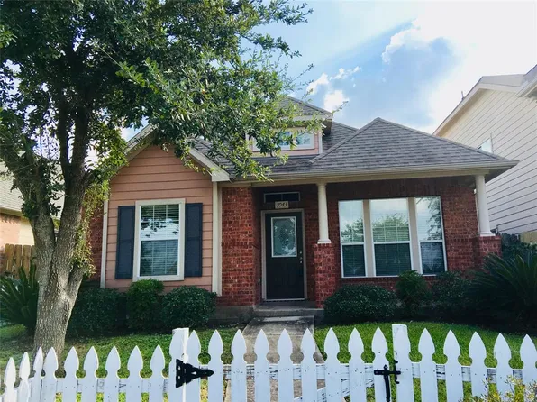 7043 Rancho Mission Dr, Houston, TX 77083